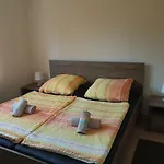 Lean Apartment
