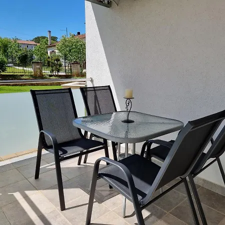 Lean Apartment Porec